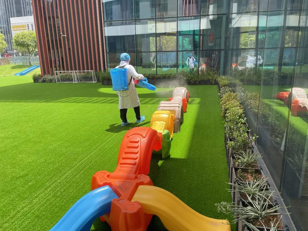 <b>认真消杀，，，，，实战演练，，，，，雅歌幼儿园迎开学</b>