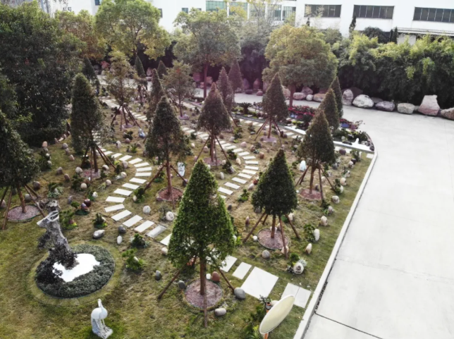 明升mansion88起劲探索绿色生态殡葬, 林地葬受关注