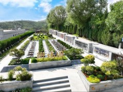 御境揽风华，，，，，诗眠映翠霞——张家口人民公墓东安园御境园